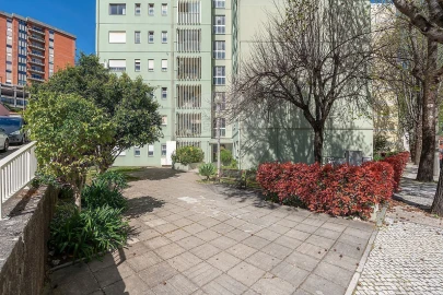 Apartamento T4 para Venda em Santo Antonio dos Olivais
