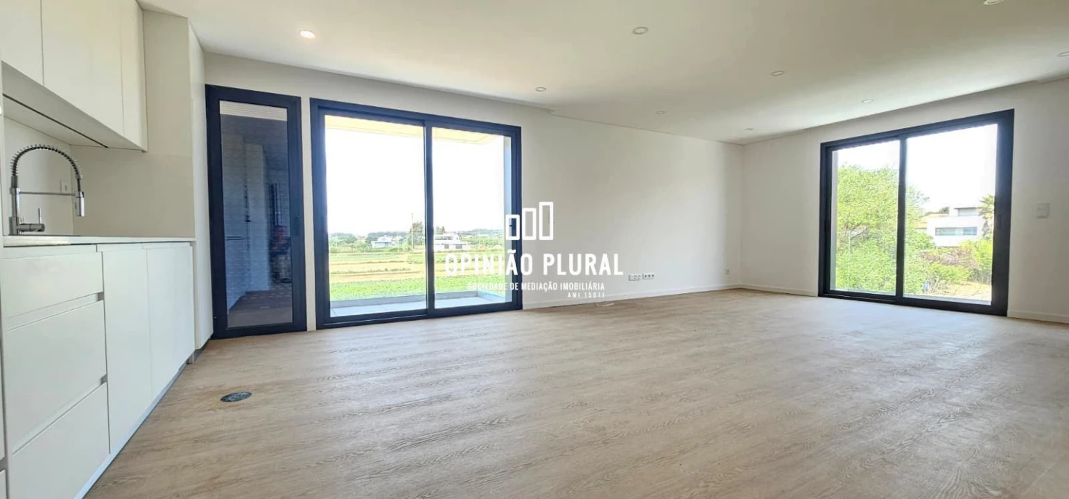 Apartamento T4 para Venda em Gulpilhares e Valadares Foto 3