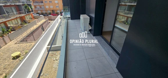 Apartamento T4 para Venda em Gulpilhares e Valadares