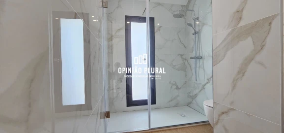 Apartamento T4 para Venda em Gulpilhares e Valadares