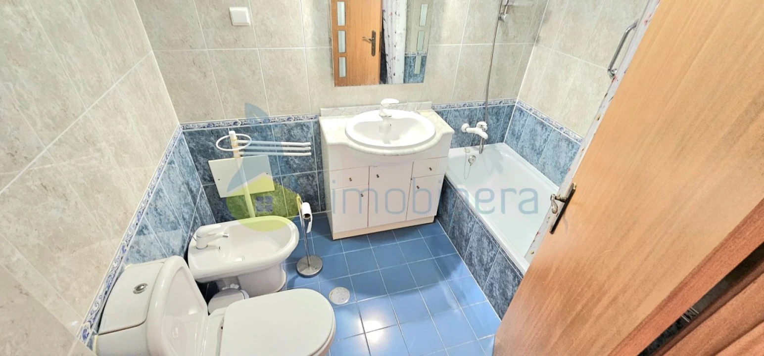 Apartamento T2 para Venda em Armação de Pera Foto 10