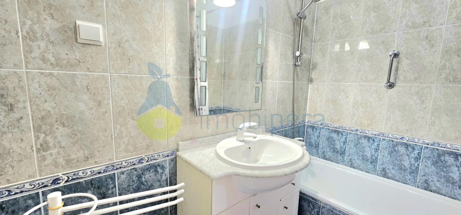 Apartamento T2 para Venda em Armação de Pera Foto 14