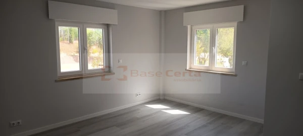 Apartamento T2 para Venda em Corroios