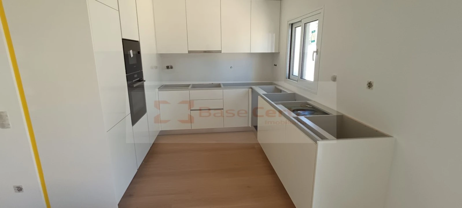 Apartamento T2 para Venda em Azambuja Foto 5
