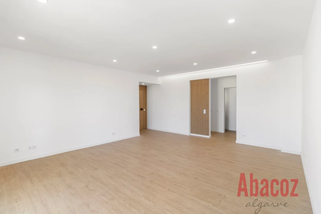 Apartamento T3 para Venda em Lagos (São Sebastião e Santa Maria) Foto 5