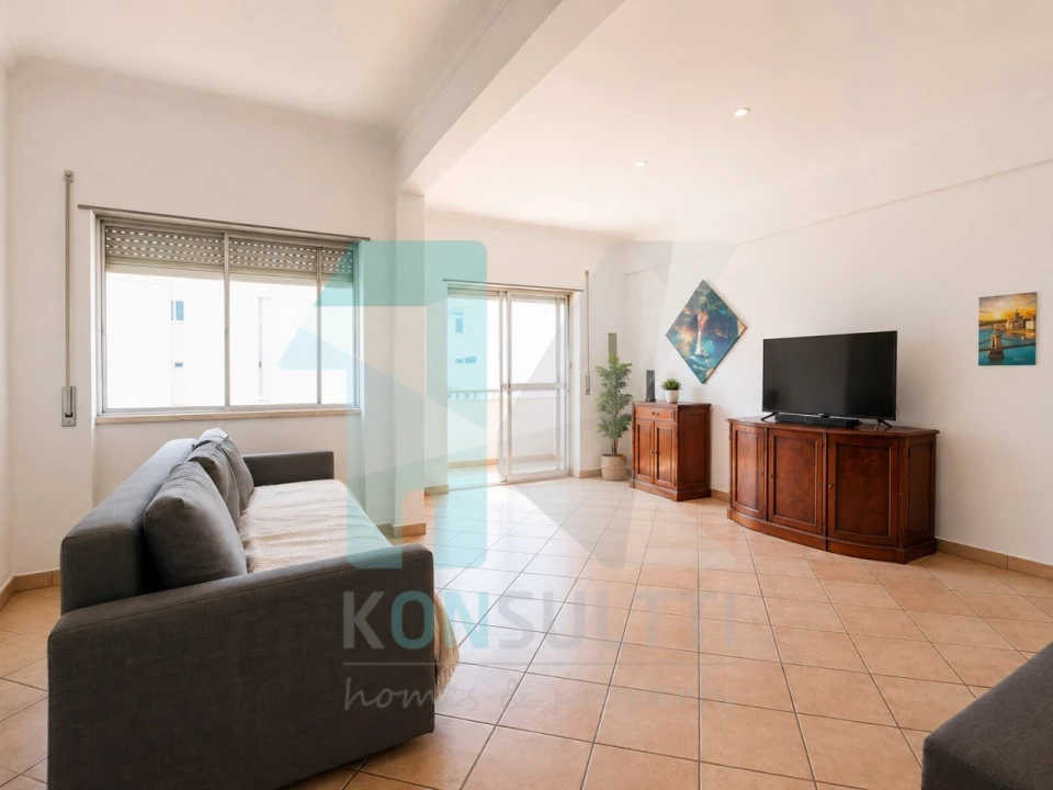 Apartamento T3 para Venda em Laranjeiro e Feijó Foto 4