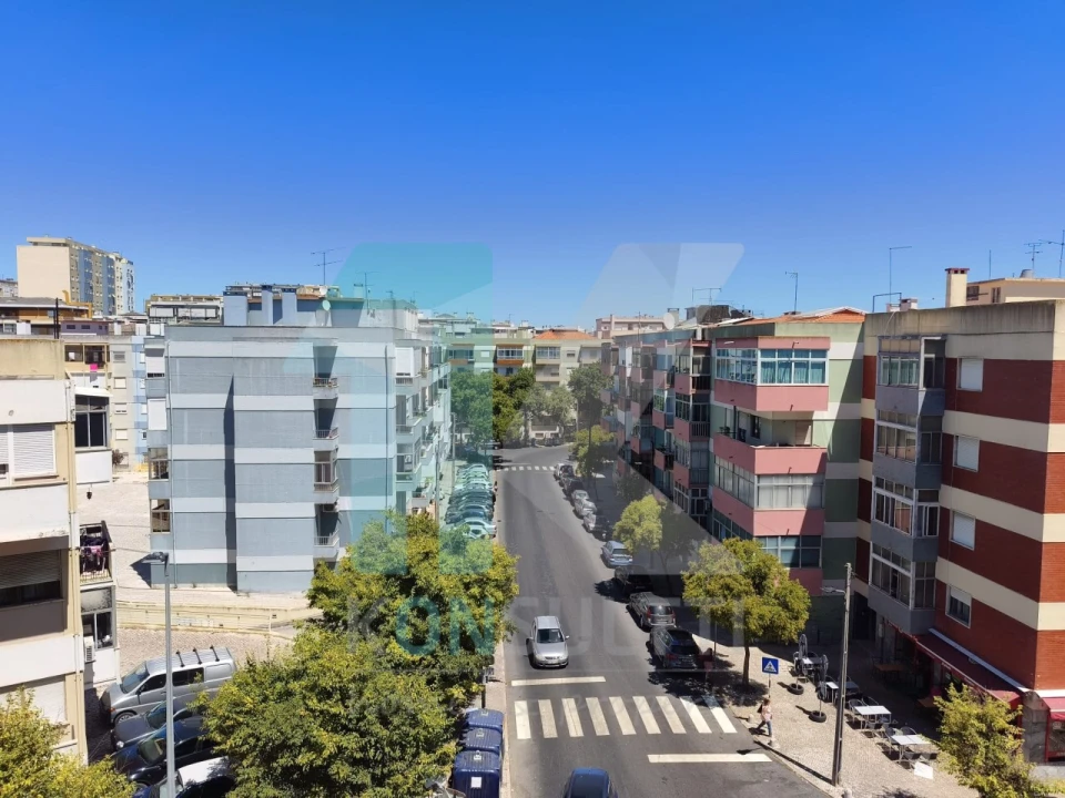 Apartamento T3 para Venda em Laranjeiro e Feijó Foto 12