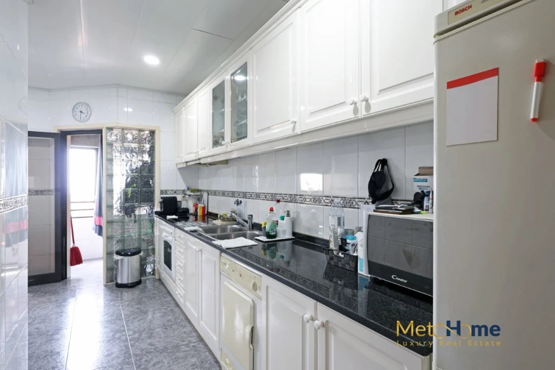 Apartamento T2 para Venda em Arcozelo Foto 4