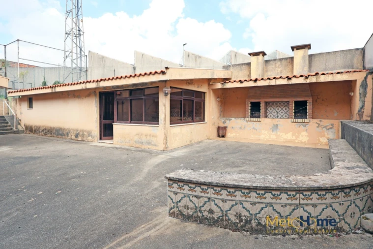 Apartamento T2 para Venda em Arcozelo Foto 34