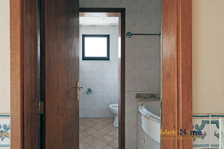 Apartamento T2 para Venda em Arcozelo Foto 37