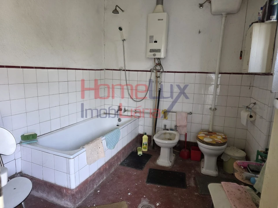 Moradia T4 para Venda em Castro Daire Foto 20