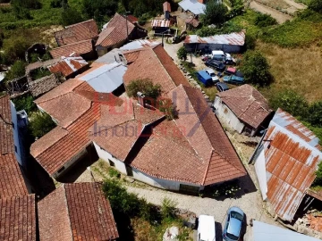 Moradia T4 para Venda em Castro Daire
