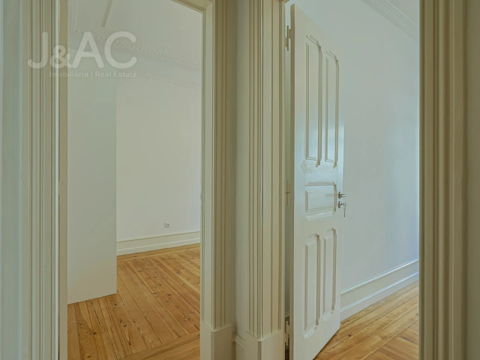 Apartamento T3 para Arrendamento em Avenidas Novas Foto 21