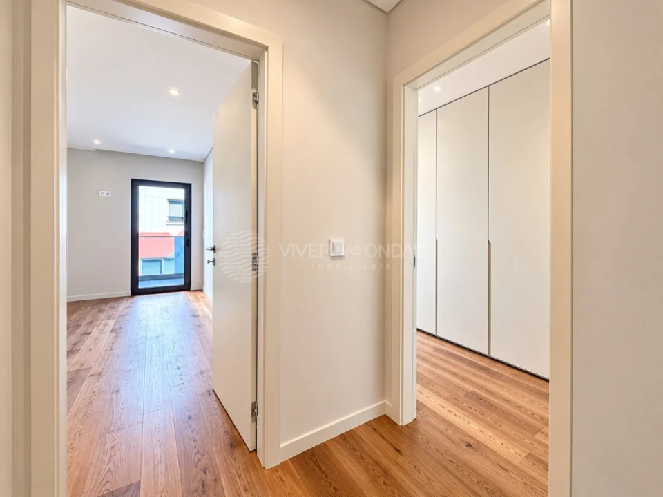 Apartamento T2 para Venda em Costa da Caparica Foto 13