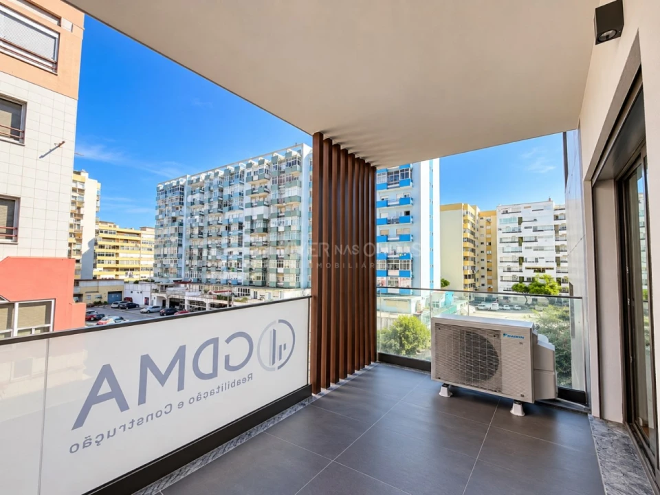 Apartamento T2 para Venda em Costa da Caparica Foto 16