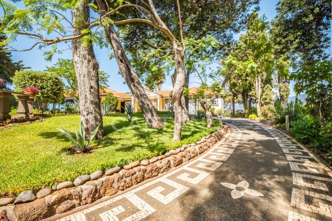 Moradia T6 para Venda em São Gonçalo Foto 17