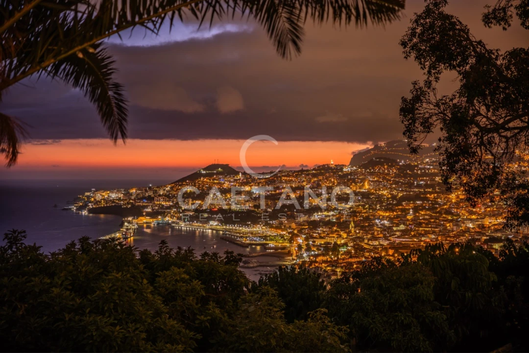 Moradia T6 para Venda em São Gonçalo Foto 35