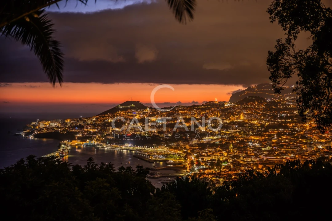 Moradia T6 para Venda em São Gonçalo Foto 37