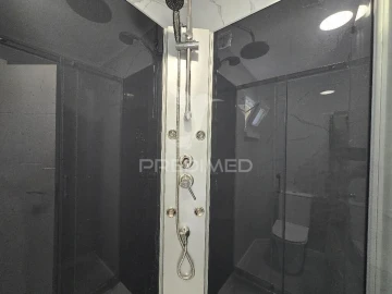 Apartamento T3 para Venda em Laranjeiro e Feijó