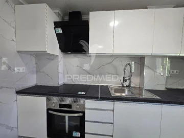 Apartamento T3 para Venda em Laranjeiro e Feijó