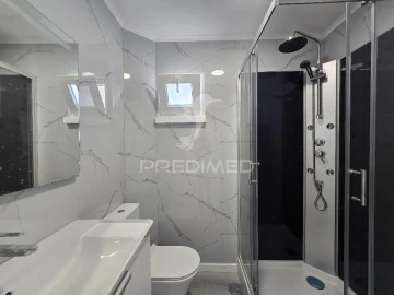 Apartamento T3 para Venda em Laranjeiro e Feijó