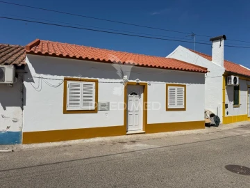 Moradia T2 para Venda em Abrantes (São Vicente e São João) e Alferrarede