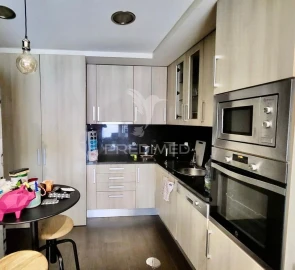 Apartamento T2 para Venda em Aver-O-Mar, Amorim e Terroso