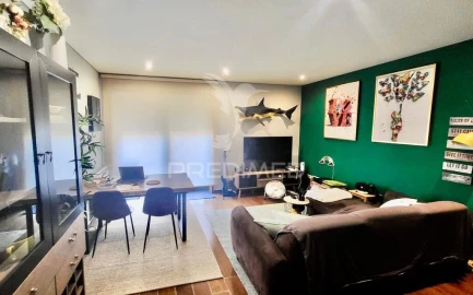 Apartamento T2 para Venda em Aver-O-Mar, Amorim e Terroso