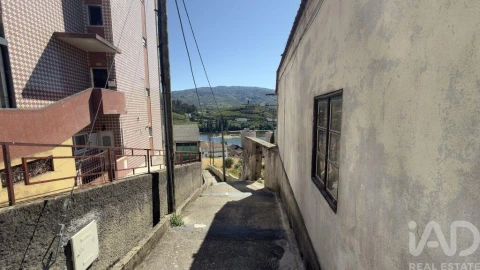 Moradia para Venda em Peso da Régua e Godim