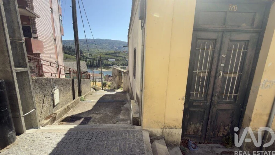 Moradia para Venda em Peso da Régua e Godim Foto 9