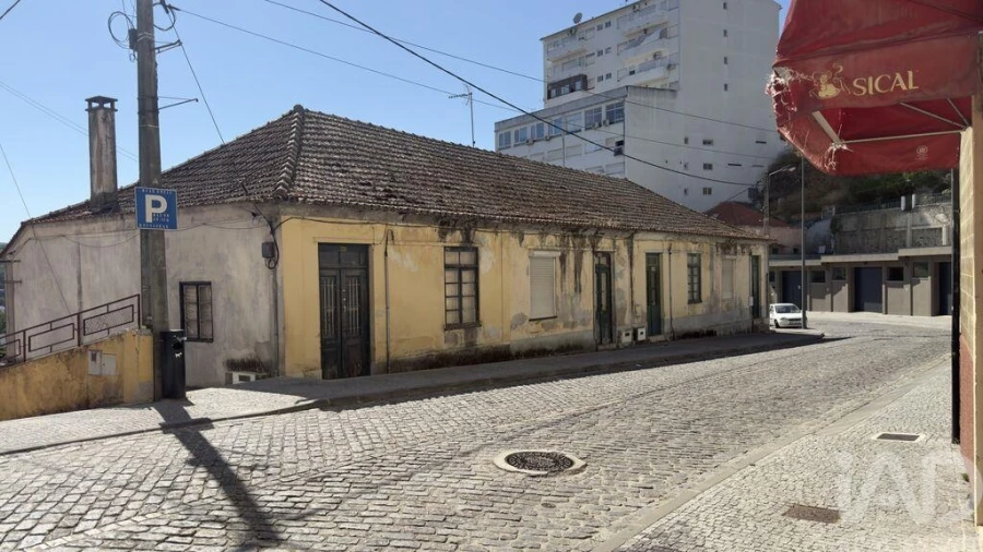 Moradia para Venda em Peso da Régua e Godim Foto 5