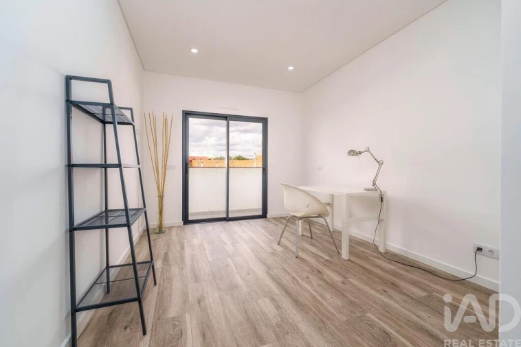 Apartamento T3 para Venda em São Brás de Alportel Foto 12