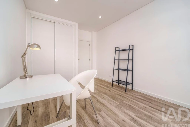 Apartamento T3 para Venda em São Brás de Alportel Foto 9