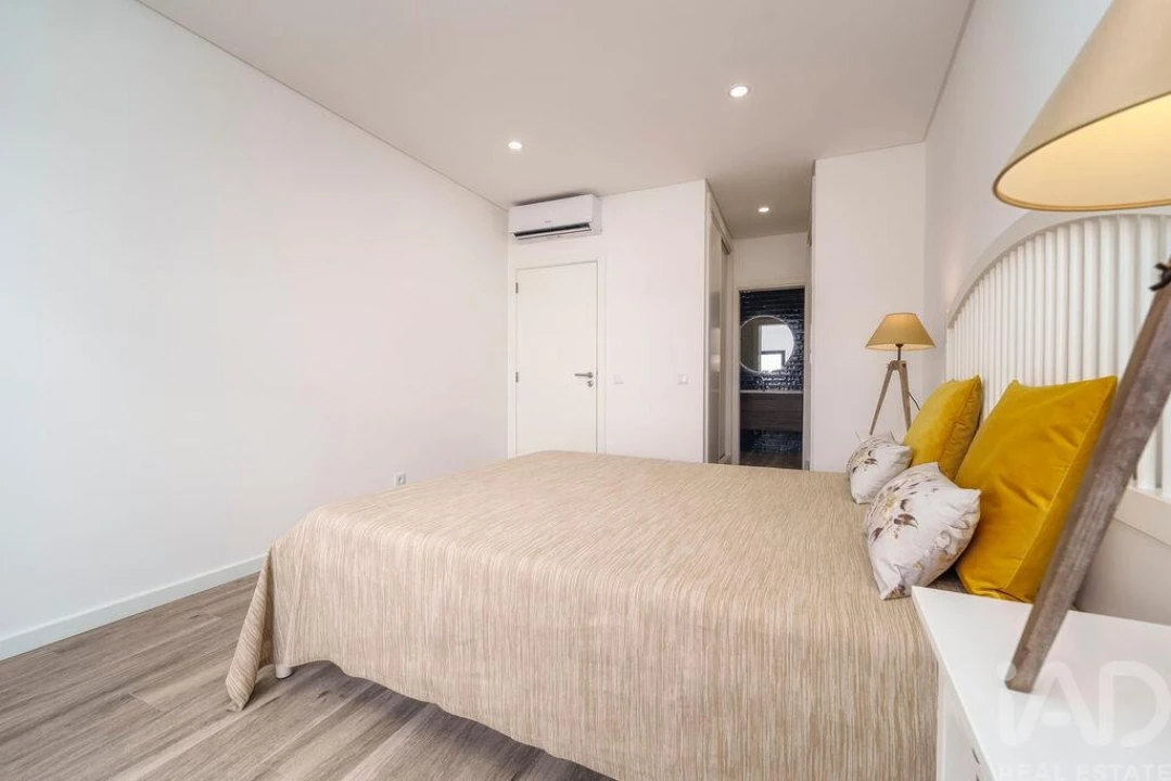 Apartamento T3 para Venda em São Brás de Alportel Foto 8