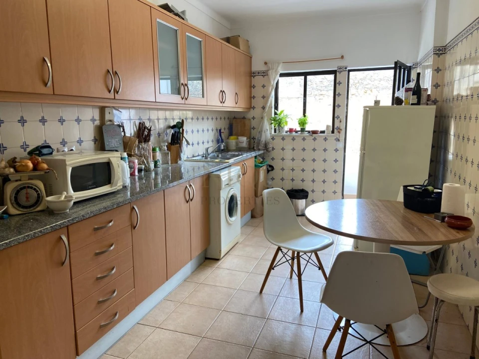 Apartamento T1 para Venda em Lagos (São Sebastião e Santa Maria) Foto 1