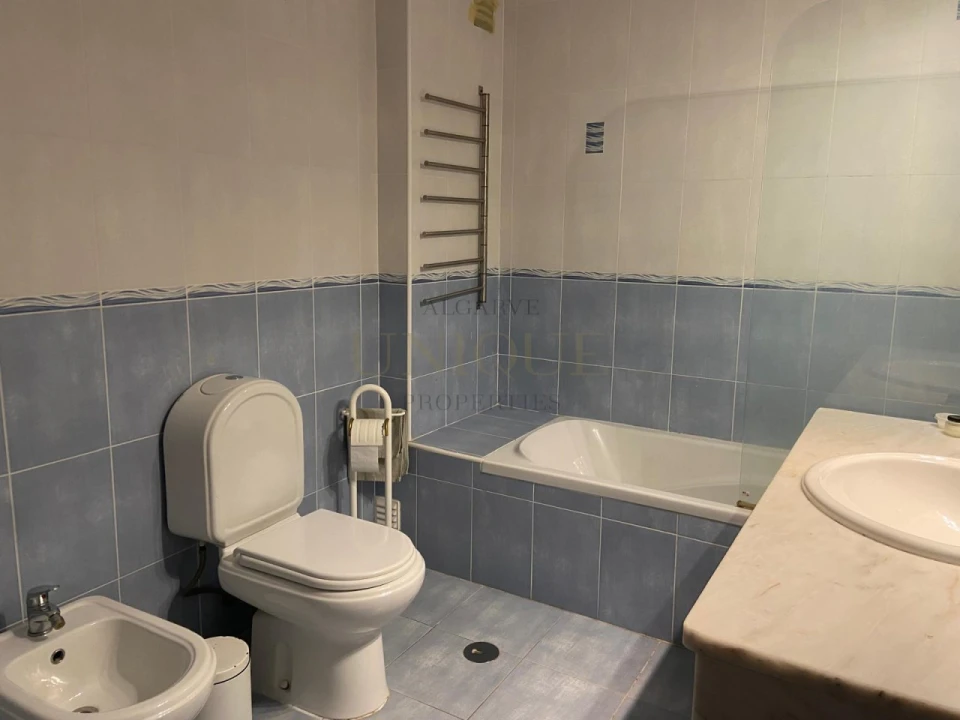 Apartamento T1 para Venda em Lagos (São Sebastião e Santa Maria) Foto 8