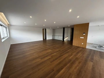 Moradia T3 para Venda em Aldão
