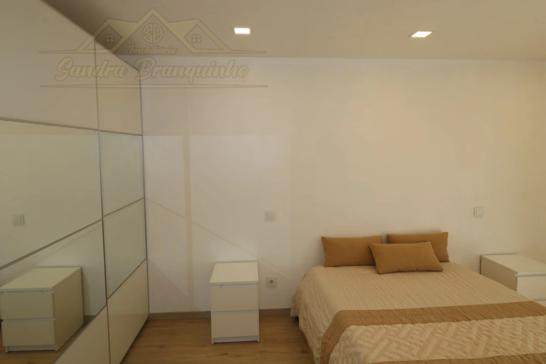 Apartamento T2 para Venda em Santa Maria, São Pedro e Matacães Foto 5