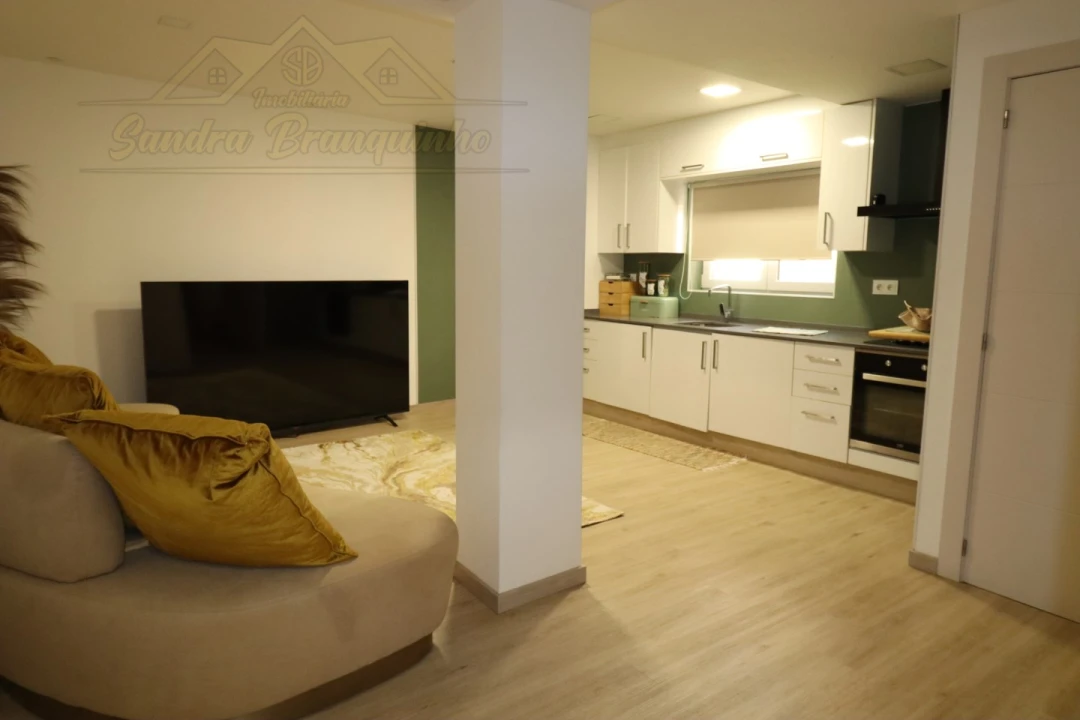Apartamento T2 para Venda em Santa Maria, São Pedro e Matacães Foto 16
