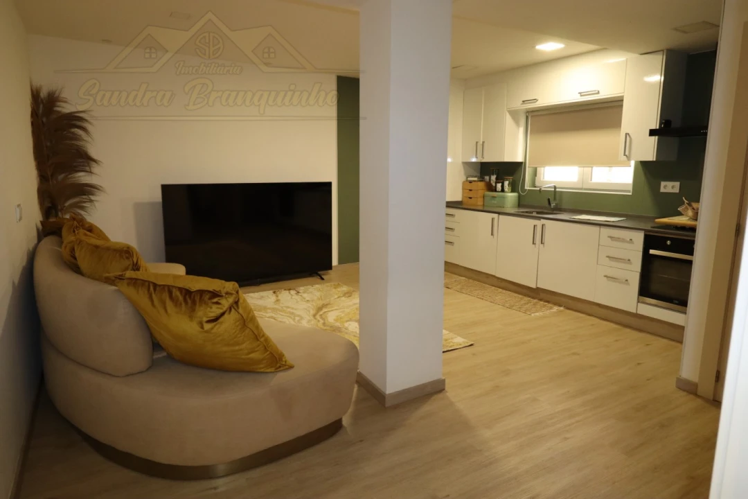 Apartamento T2 para Venda em Santa Maria, São Pedro e Matacães Foto 17