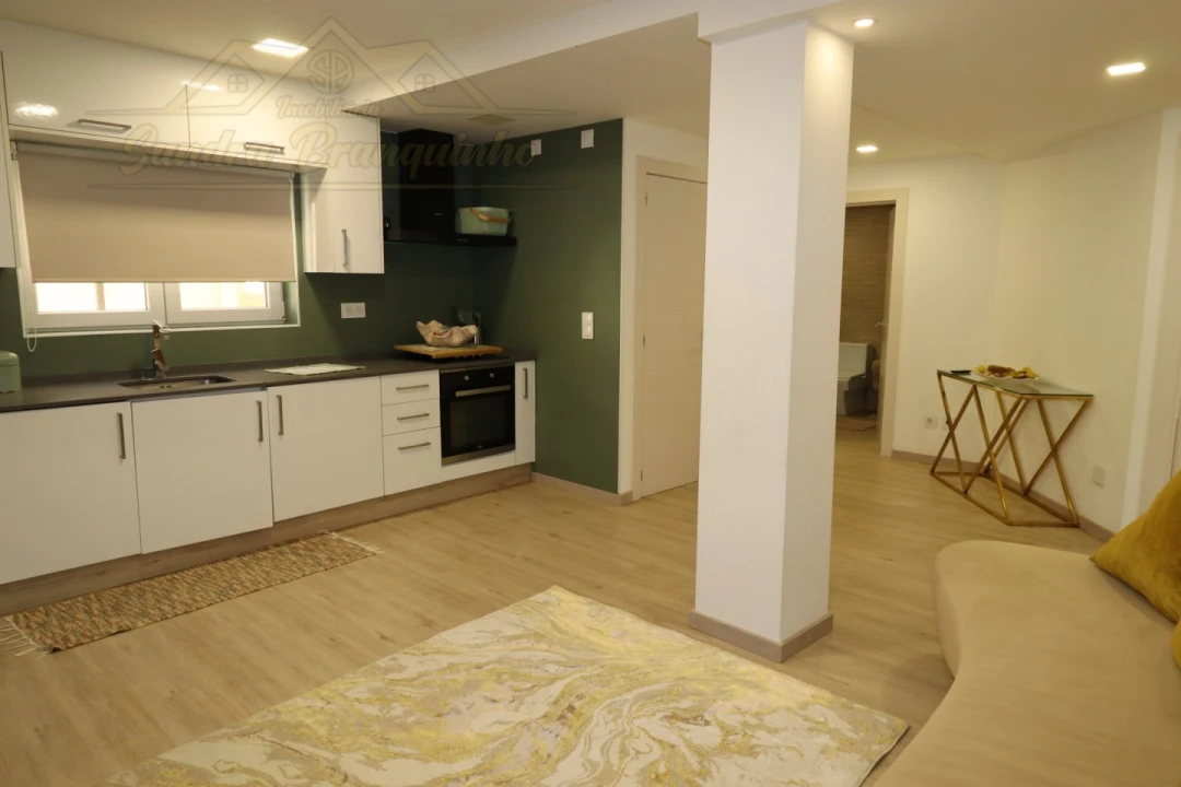 Apartamento T2 para Venda em Santa Maria, São Pedro e Matacães Foto 29