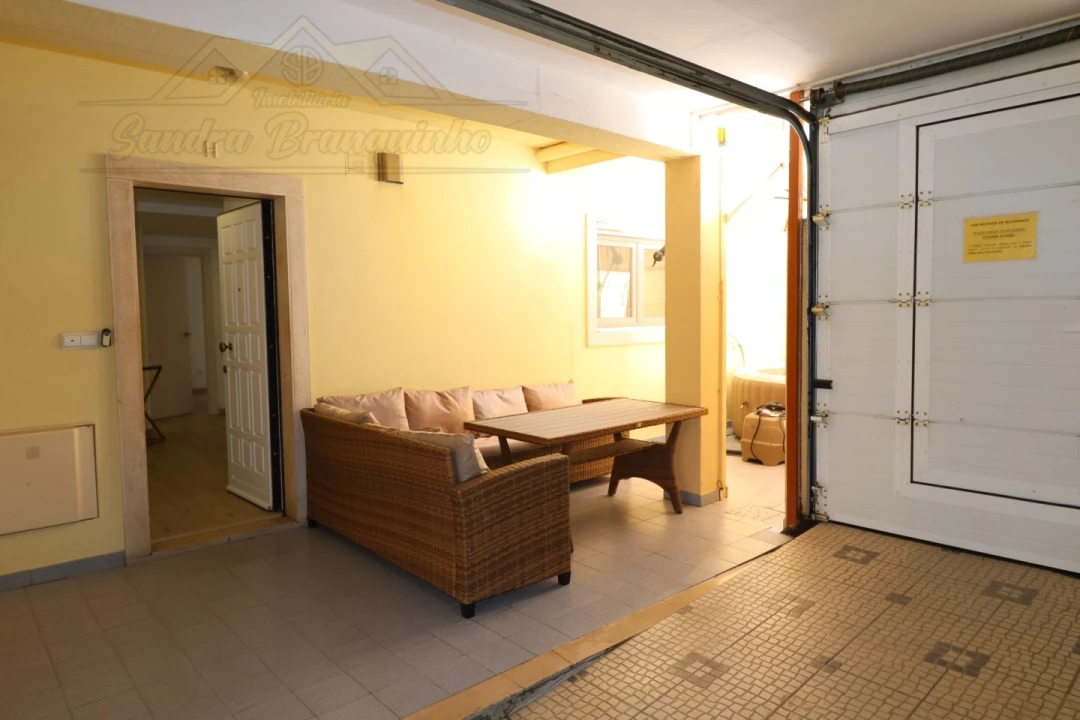 Apartamento T2 para Venda em Santa Maria, São Pedro e Matacães Foto 38
