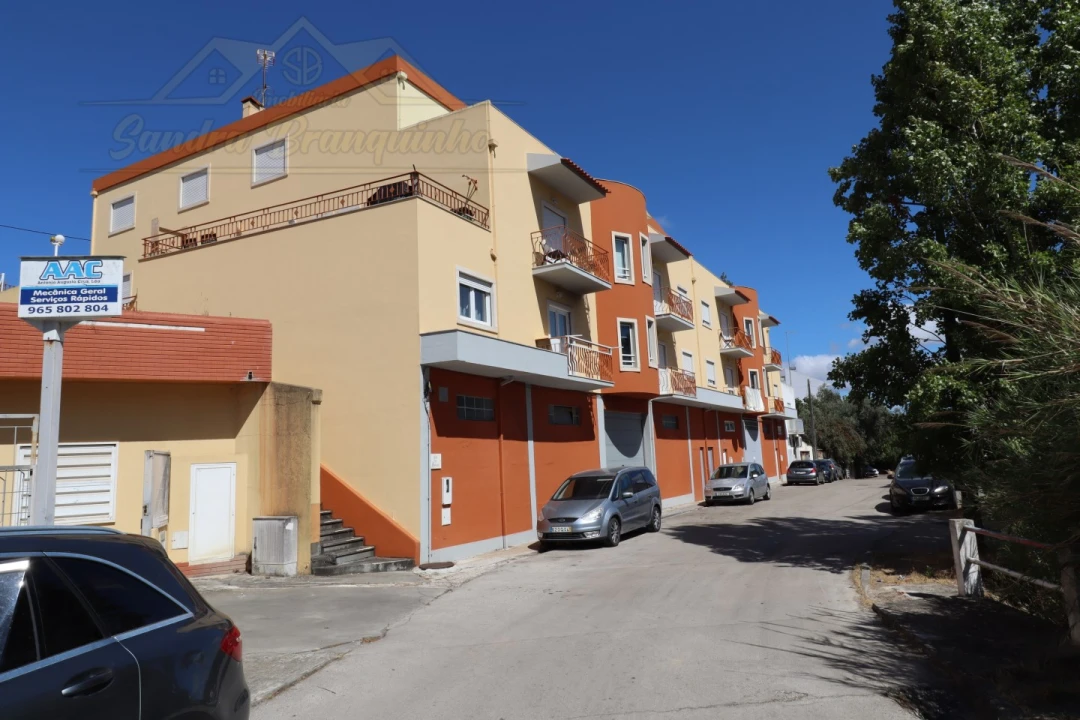 Apartamento T2 para Venda em Santa Maria, São Pedro e Matacães Foto 44