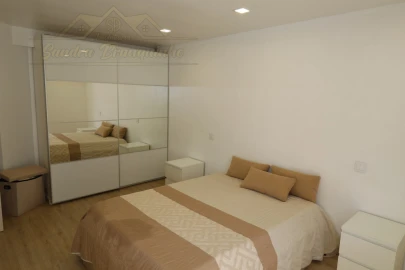 Apartamento T2 para Venda em Santa Maria, São Pedro e Matacães