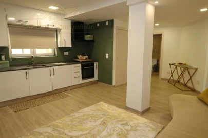 Apartamento T2 para Venda em Santa Maria, São Pedro e Matacães