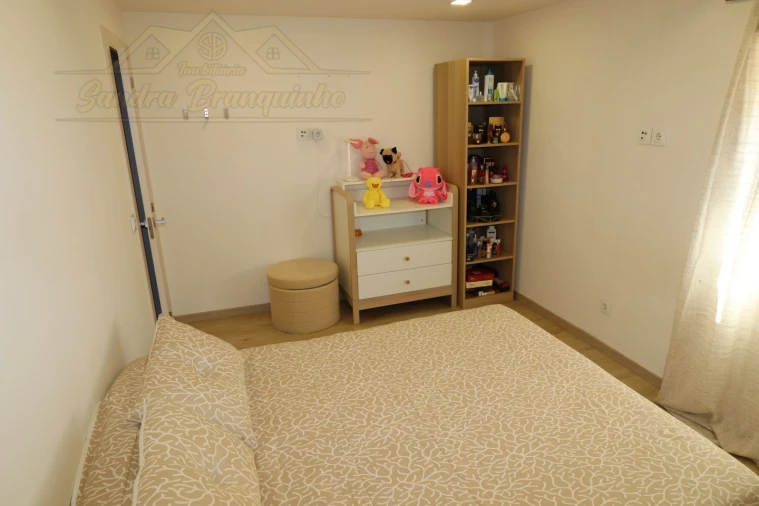 Apartamento T2 para Venda em Santa Maria, São Pedro e Matacães Foto 14