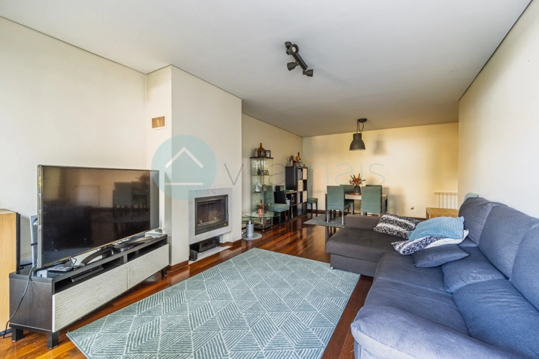 Apartamento T2 para Venda em Paranhos Foto 1