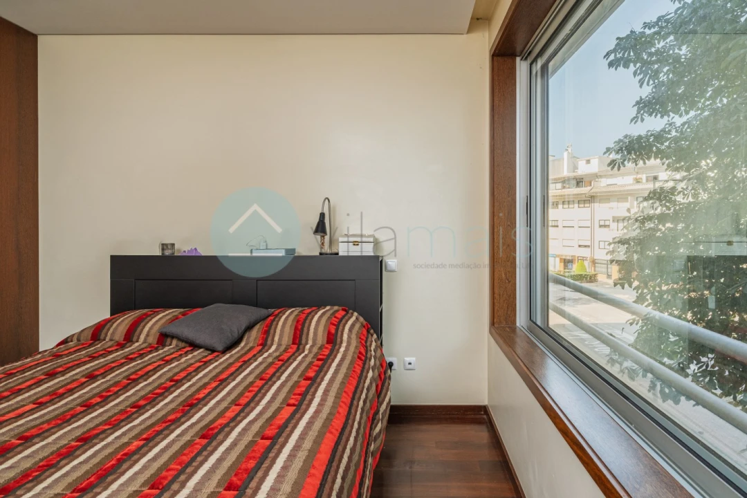 Apartamento T2 para Venda em Paranhos Foto 17