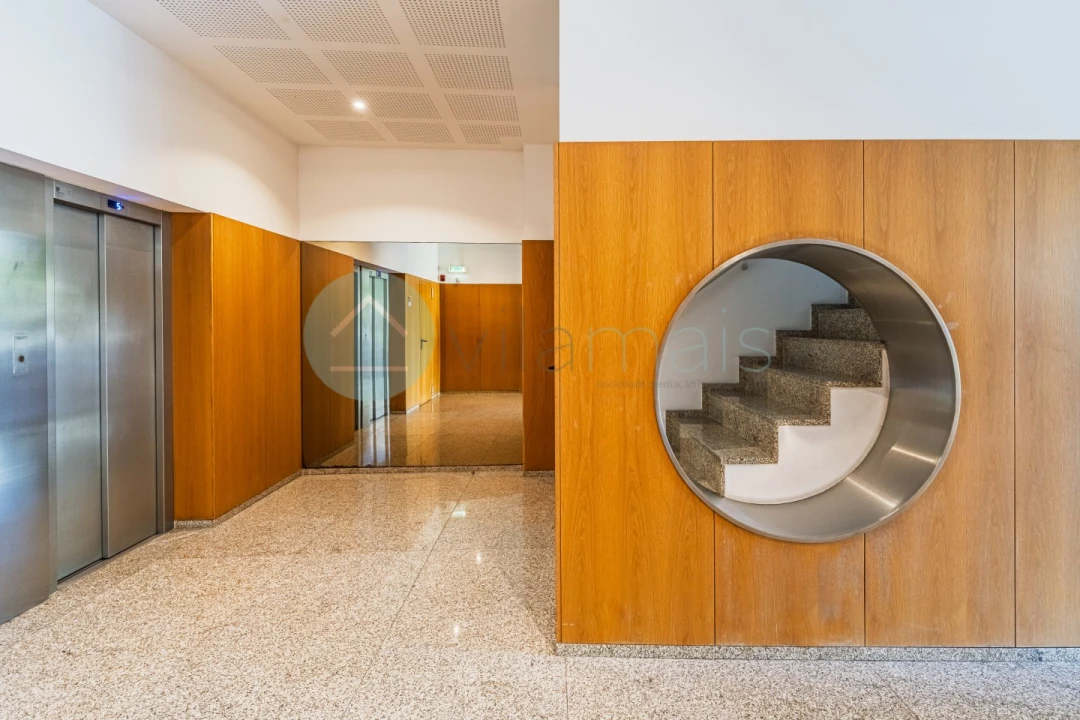 Apartamento T2 para Venda em Paranhos Foto 30