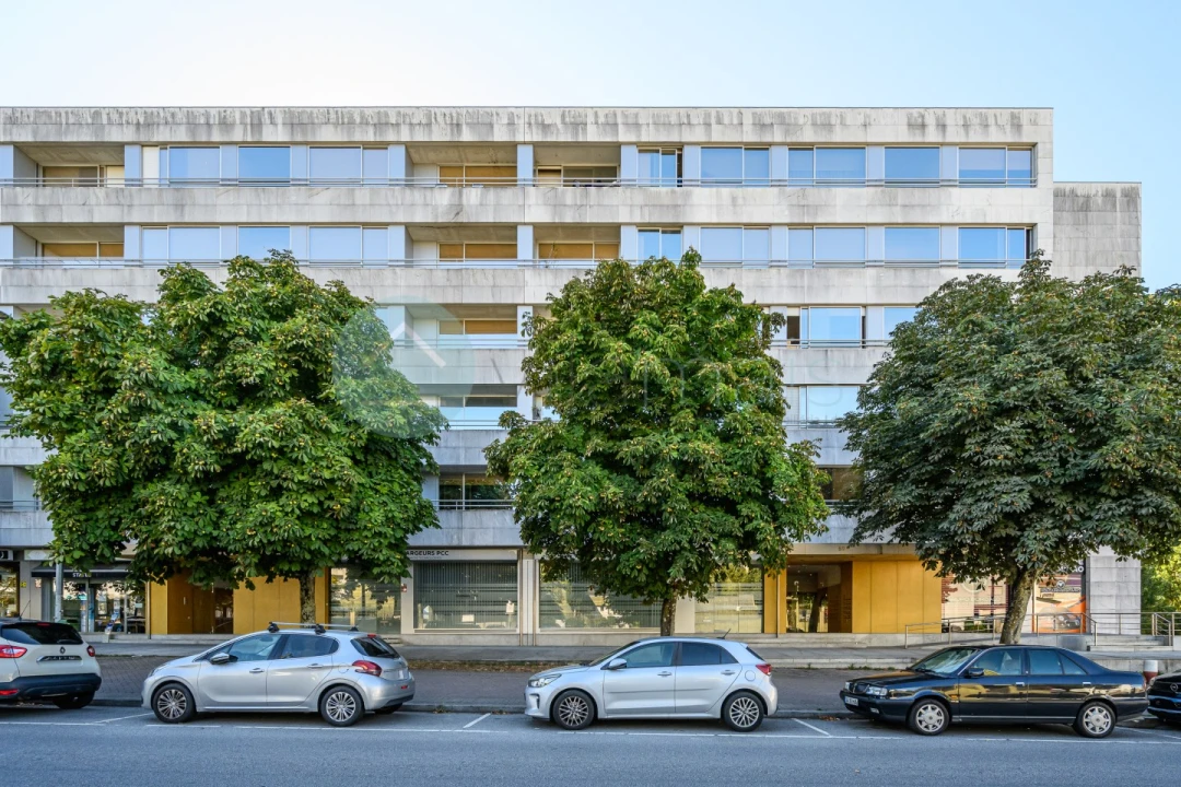 Apartamento T2 para Venda em Paranhos Foto 32